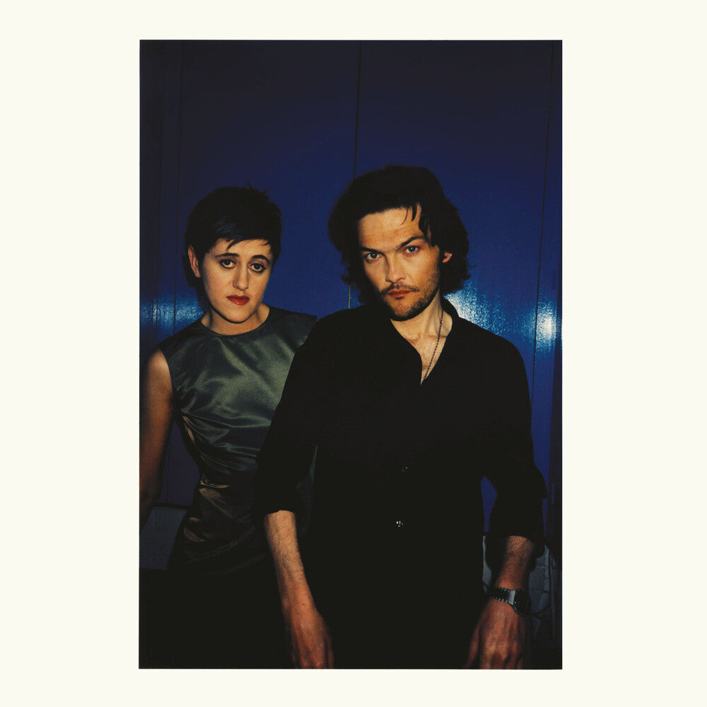 the album cover for Everything But The Girl - Best Of Everything But The Girl
