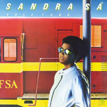 the album cover for De Sandra Sa - Vale Tudo