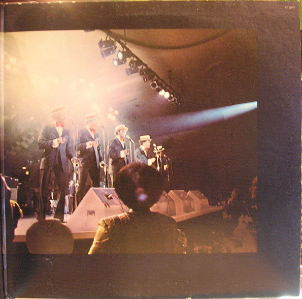 Black And Blue - Melvin, Harold & The Blue Notes