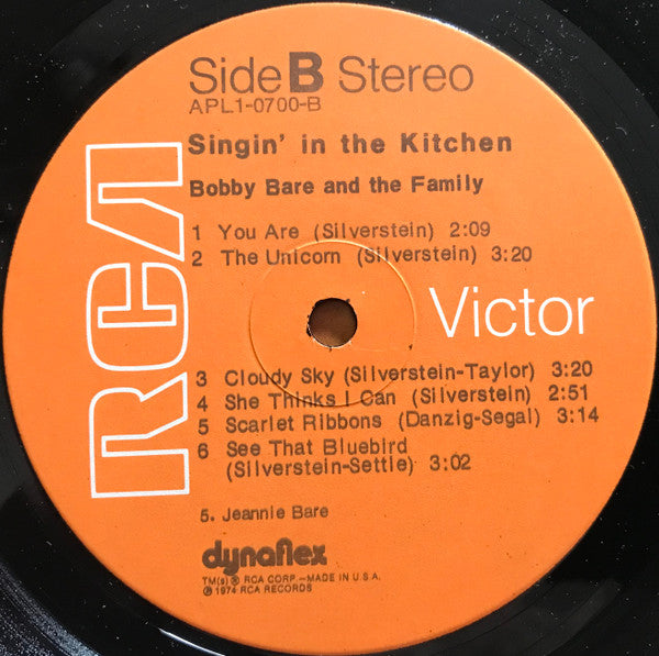Singin' In The Kitchen - Bare, Bobby And The Family