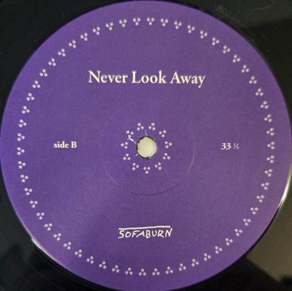 Never Look Away - Moore, Daniel Martin