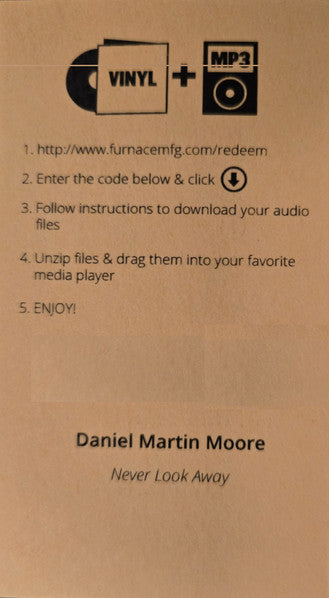 Never Look Away - Moore, Daniel Martin