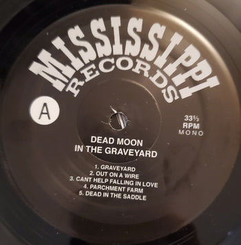 In The Graveyard - Dead Moon