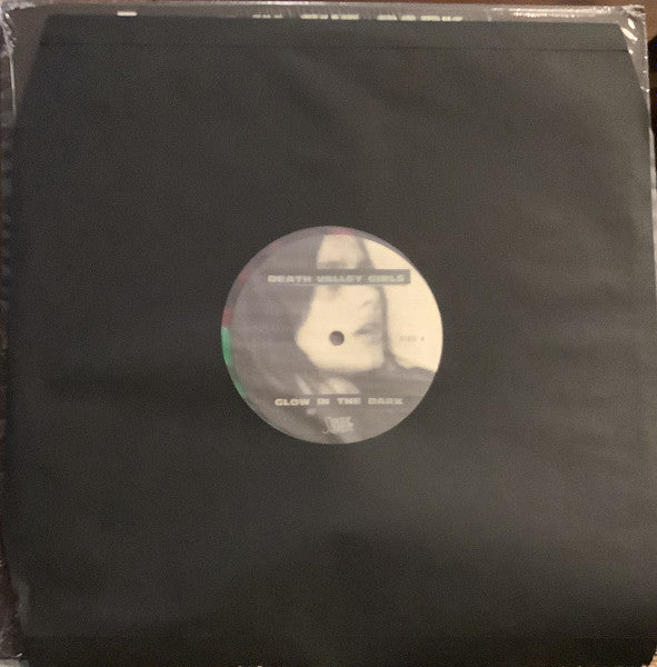 Glow In The Dark - Death Valley Girls