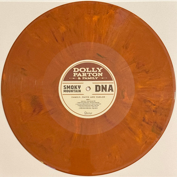 Smoky Mountain DNA: Family, Faith And Fables - Parton, Dolly & Family