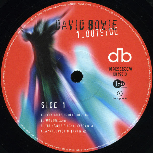 1. Outside (The Nathan Adler Diaries: A Hyper Cycl - Bowie, David