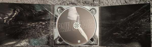 Pain Remains - Lorna Shore