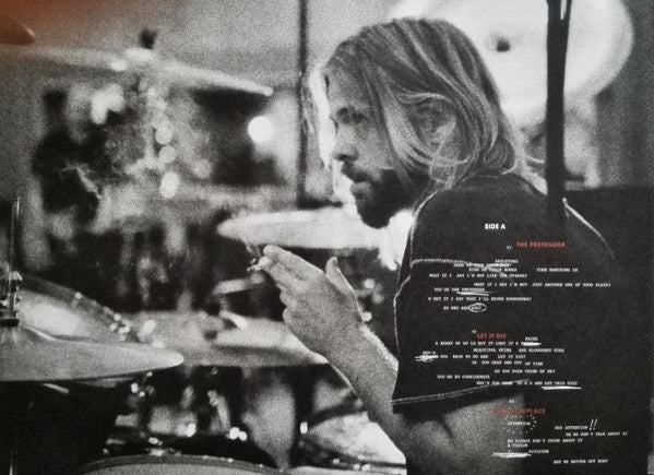 Echoes And Silence - Foo Fighters