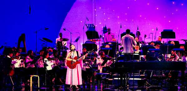 A Night At The Symphony: Hollywood Bowl - Laufey