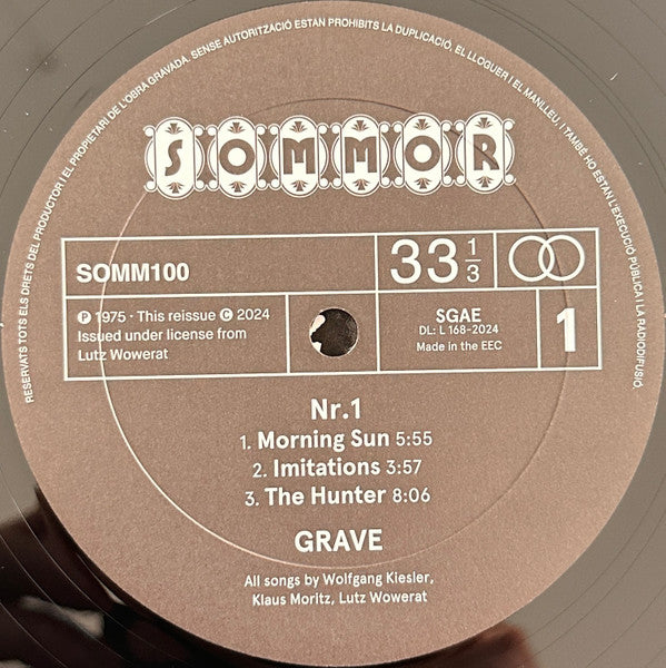 Nr. 1 - Grave