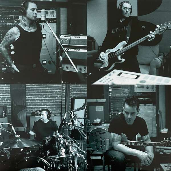 Sex, Love, And Rock 'N' Roll - Social Distortion