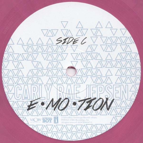E•MO•TION - Carly Rae Jepsen