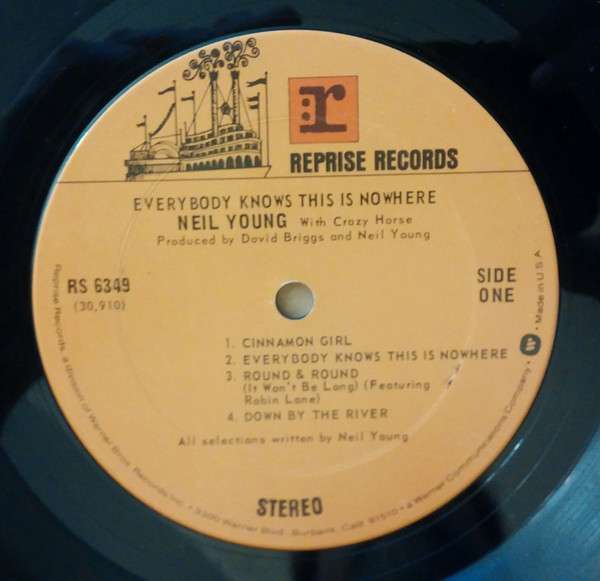 Everybody Knows This Is Nowhere - Young, Neil
