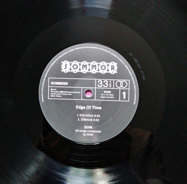 Edge Of Time - Dom
