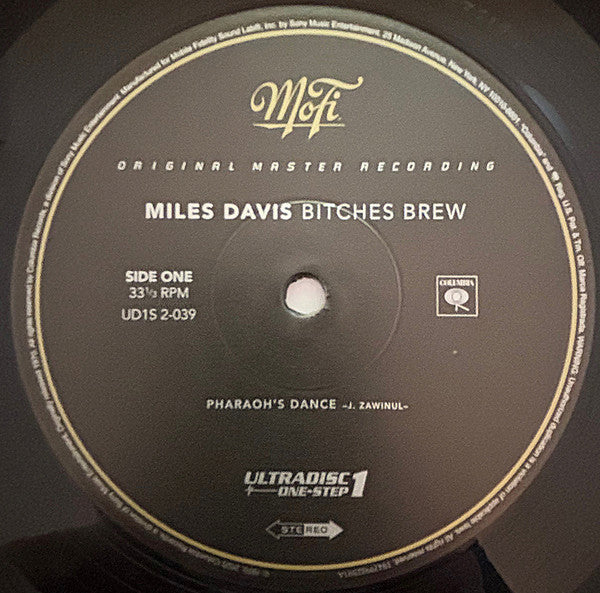 Bitches Brew - Davis, Miles