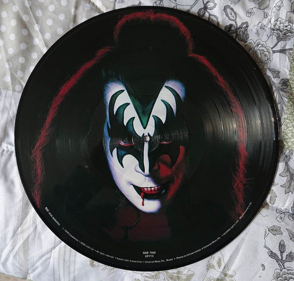 Gene Simmons - Kiss